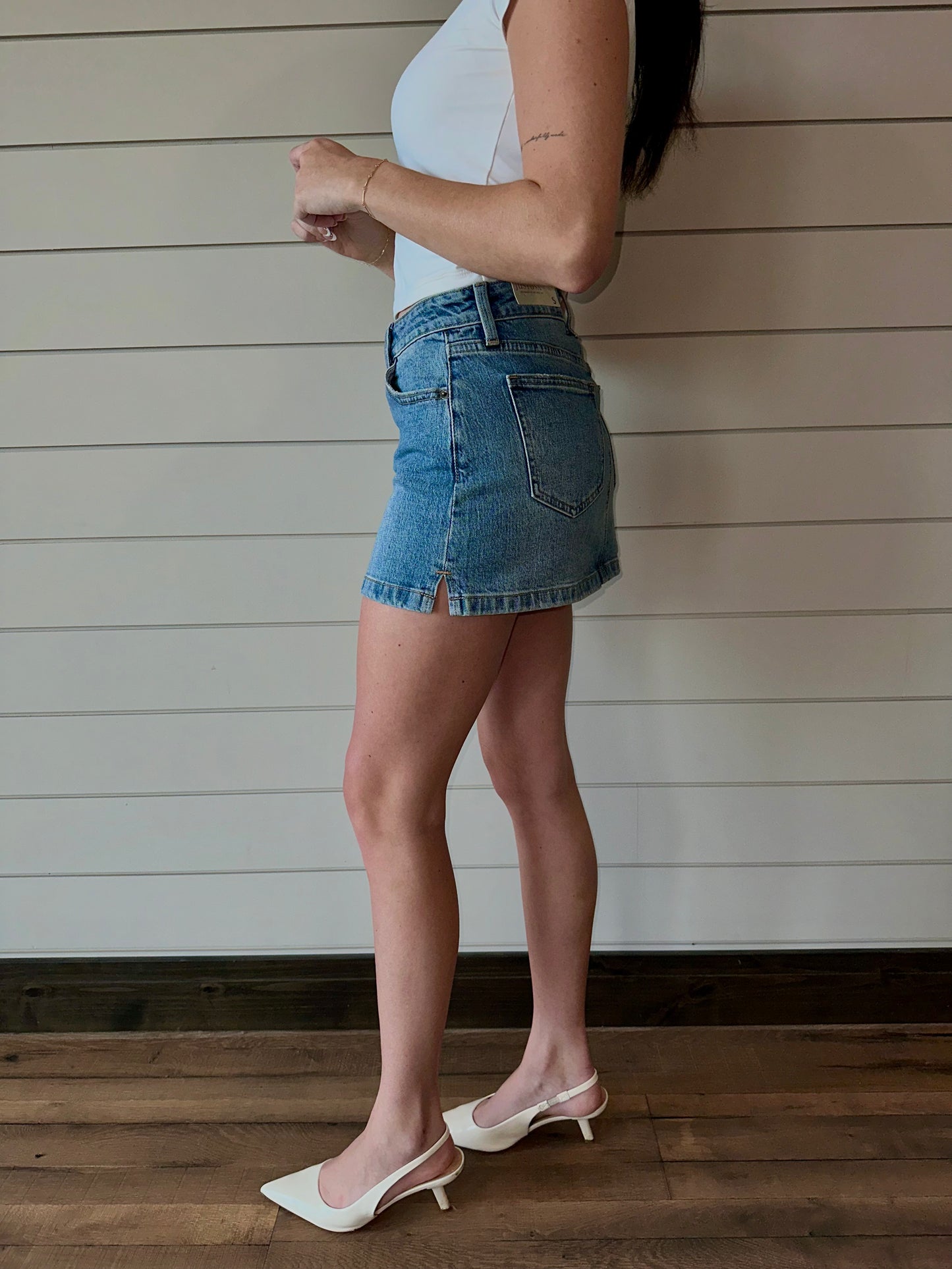 Ashen Skirt