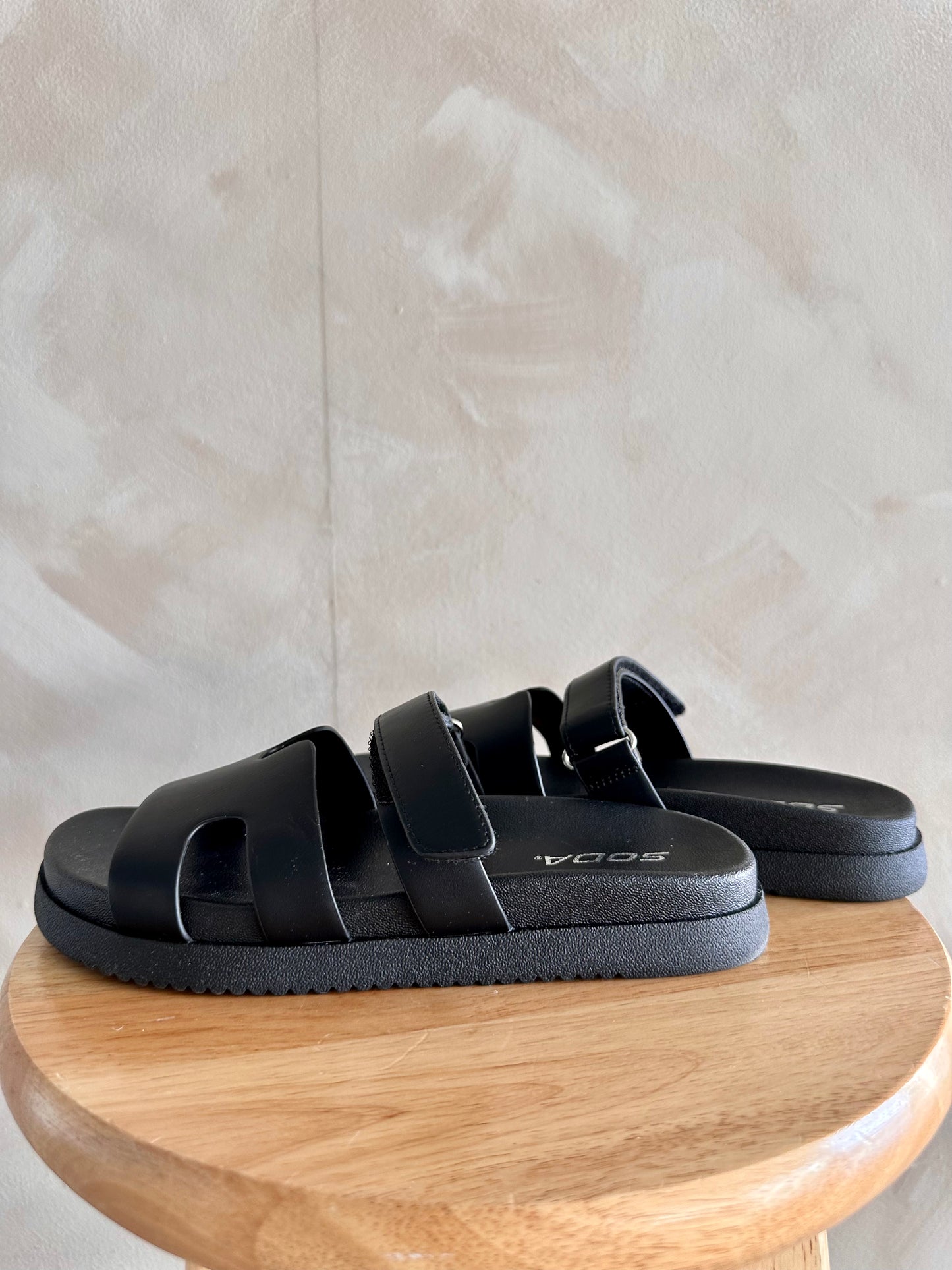 Hoku Sandal