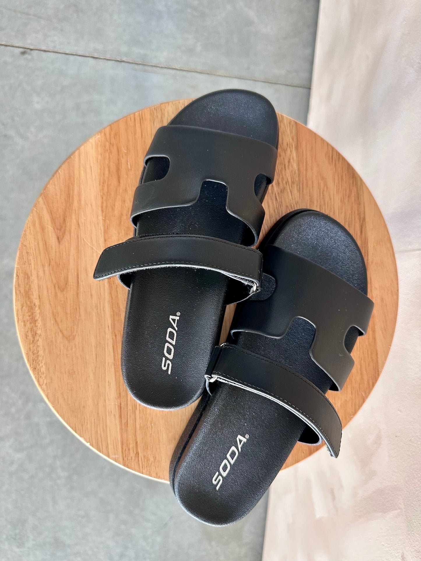 Hoku Sandal