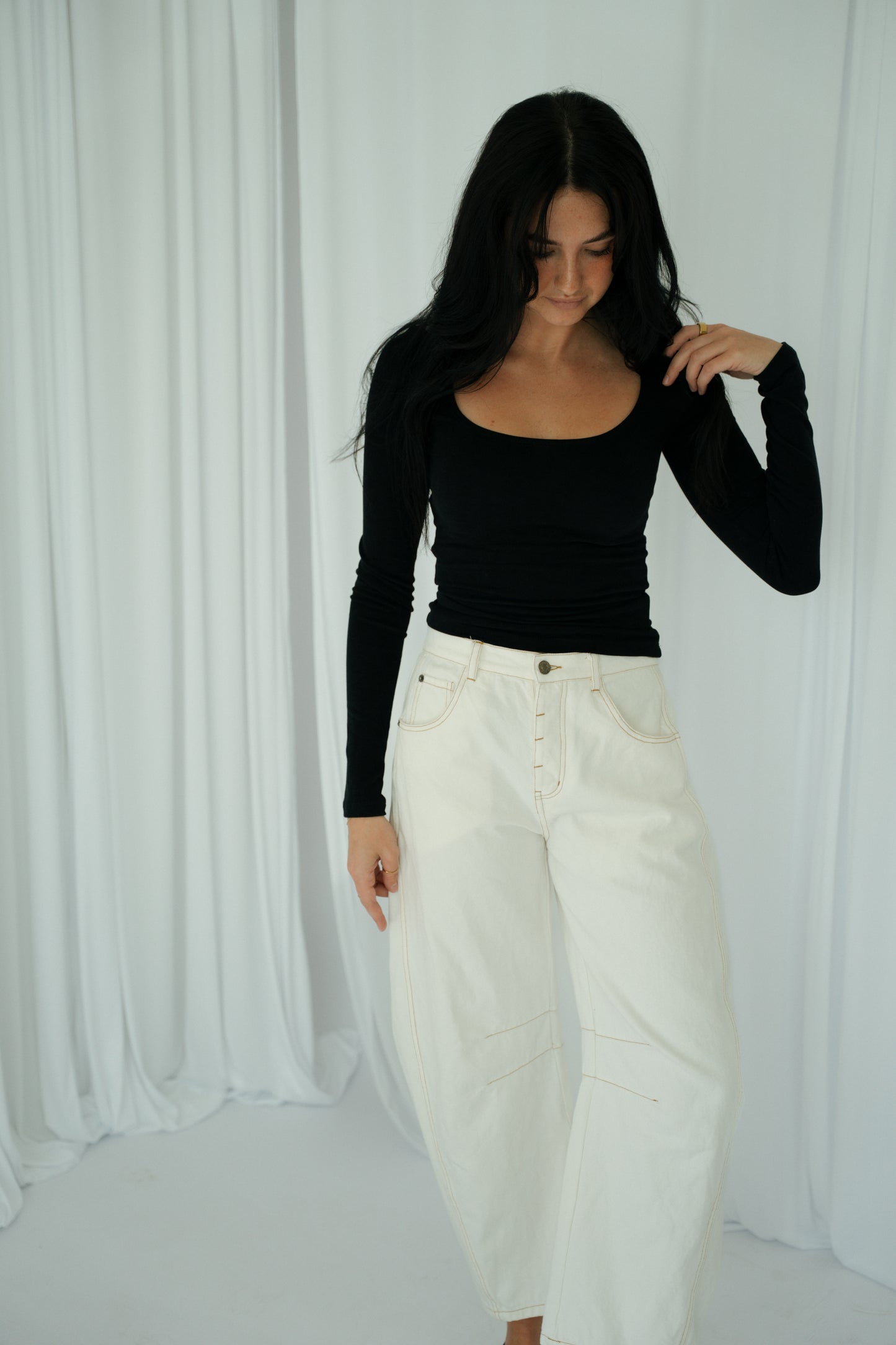 The Muse Barrel Jean