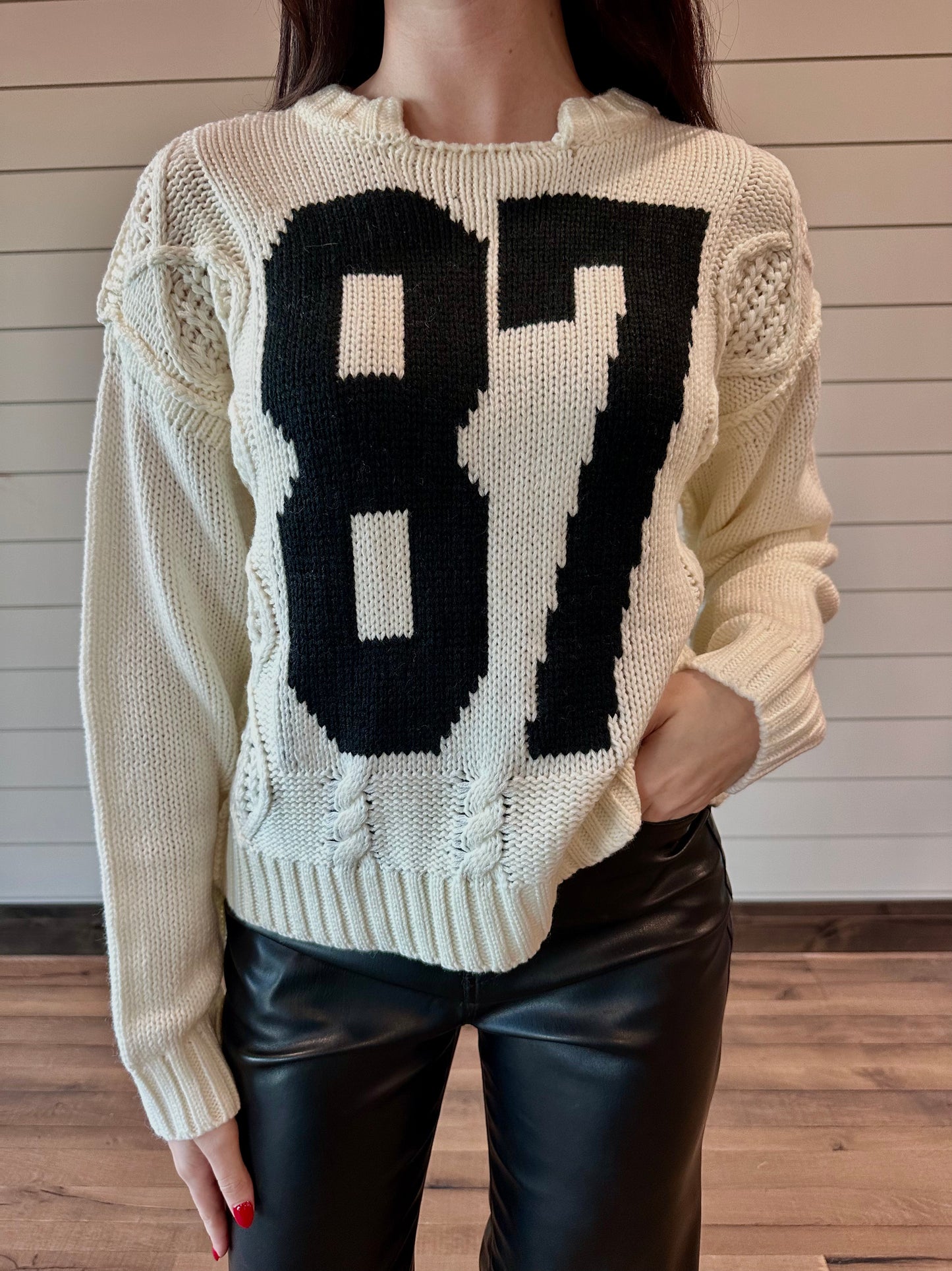 87 Sweater